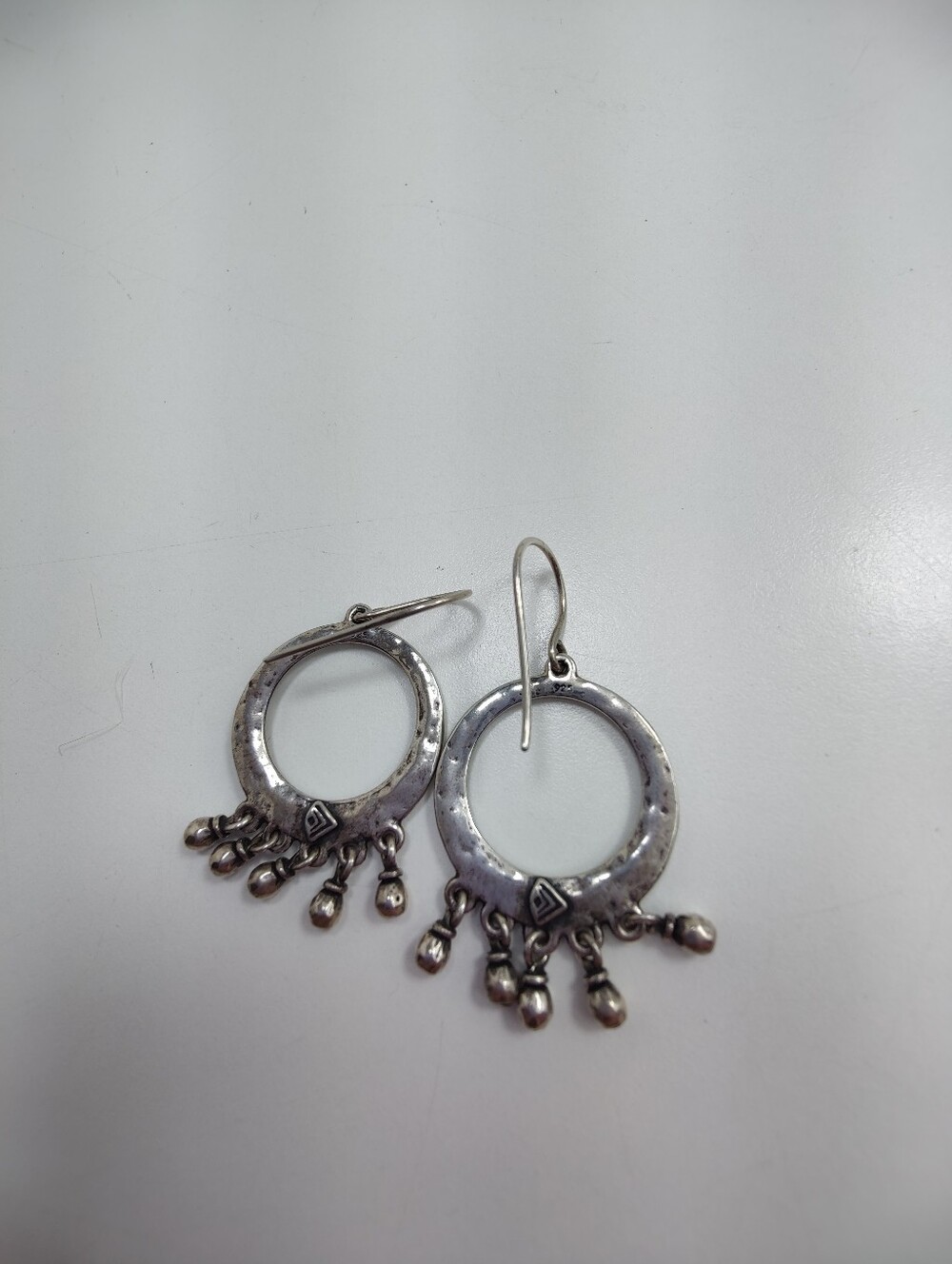 Silpada W1526 Cha Cha Earrings Sterling Silver 925 Retired Hammered Dangle Boho - Picture 8 of 9